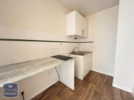 Location Appartement 2 pièces 27m² LAVAL 53000 - Photo 3