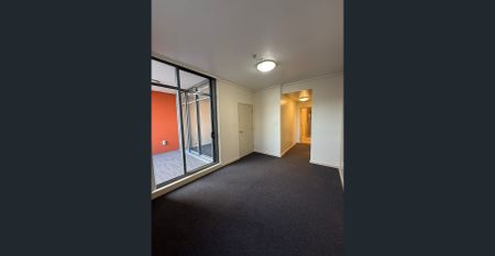 Affordable 1 Bedroom Unit in Eastern Suburbs! - Photo 2