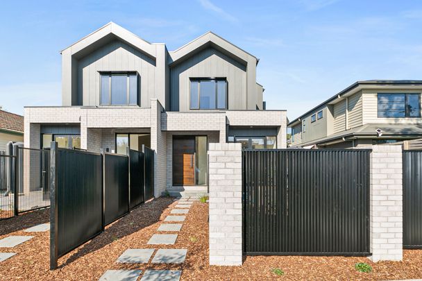 8 Calcutta Street, Mitcham - Photo 1