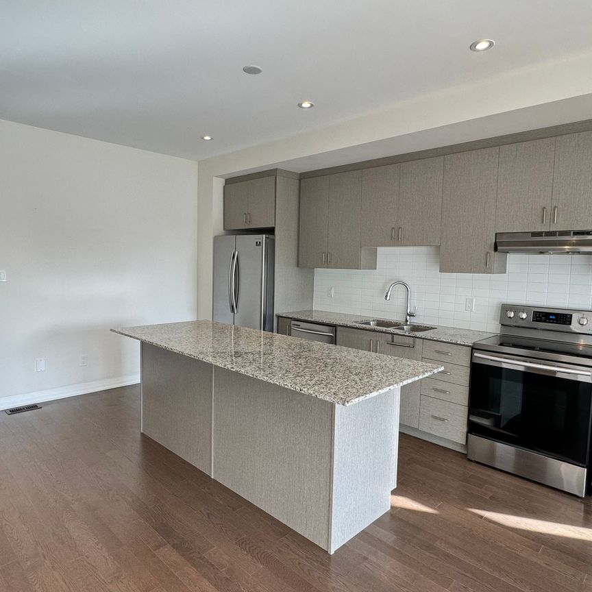 For Lease - 1 Beer Lane, Markham, Ontario - Photo 1