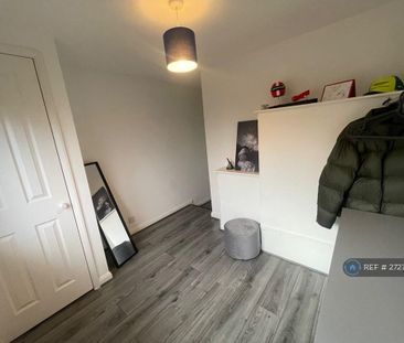 1 bedroom in a house share to rent - Photo 6