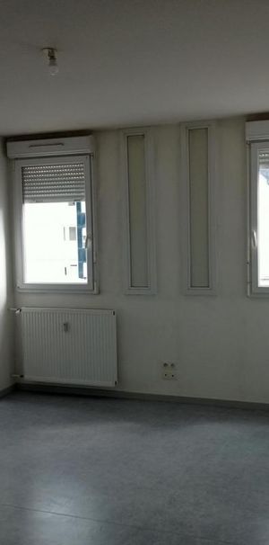 Appartement - T1 - BELLIGNAT - Photo 1