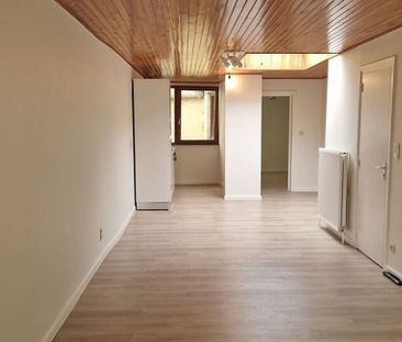 Appartement te huur in Péruwelz voor € 515 met 1 slaapkamer - Foto 5