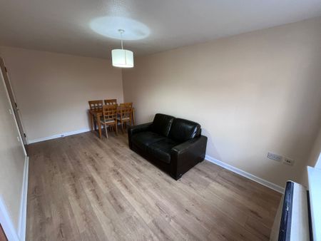 Dumbarton House Court, Bryn Y Mor Crescent, Swansea, SA1 4QX - Photo 2