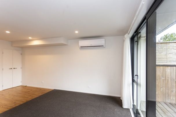 Lovely two bedroom townhouse – periodic tenancy. - Photo 1