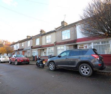 2 bedroom terraced house to rent - Photo 5