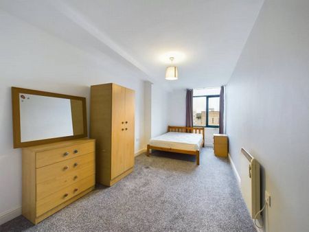 Equity Chambers, 40 Piccadilly, Bradford, West Yorkshire, BD1 - Photo 4