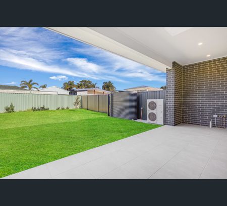 10A Denver Place, Toongabbie, NSW 2146 - Photo 4