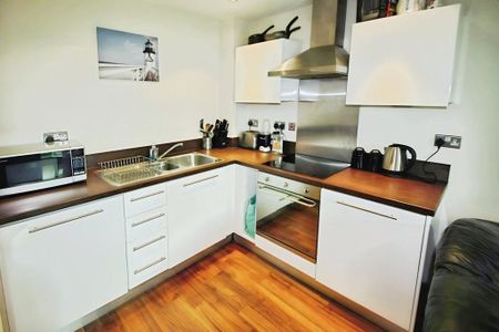 1 bedroom flat to rent - Photo 4