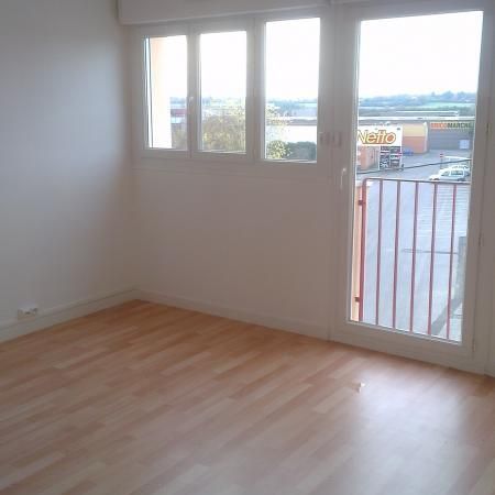 Location Appartement 3 pièces 62 m² Châtillon-sur-Indre - Photo 2