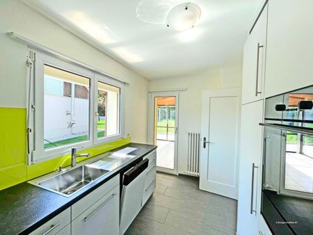 EFH in ruhiger Lage mit grossem Garten ohne Gartenarbeit - Foto 5