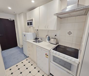 A touch of elegance - Photo 4