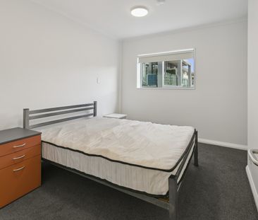 Te Aro living! - Photo 2