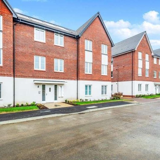 Edwin Street, Burgess Hill, RH15 - Photo 1
