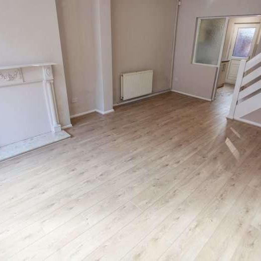 Dane Street, L4 - Photo 1