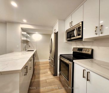 Detached Home For Lease | N8101190 - Photo 2