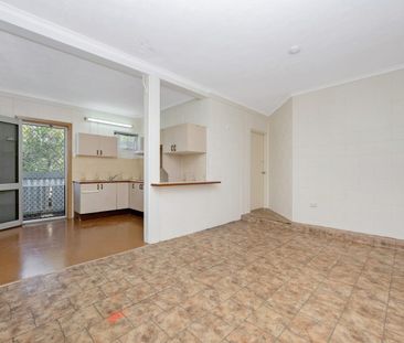 2/38 Mears Street, Mysterton, Qld 4812 - Photo 6