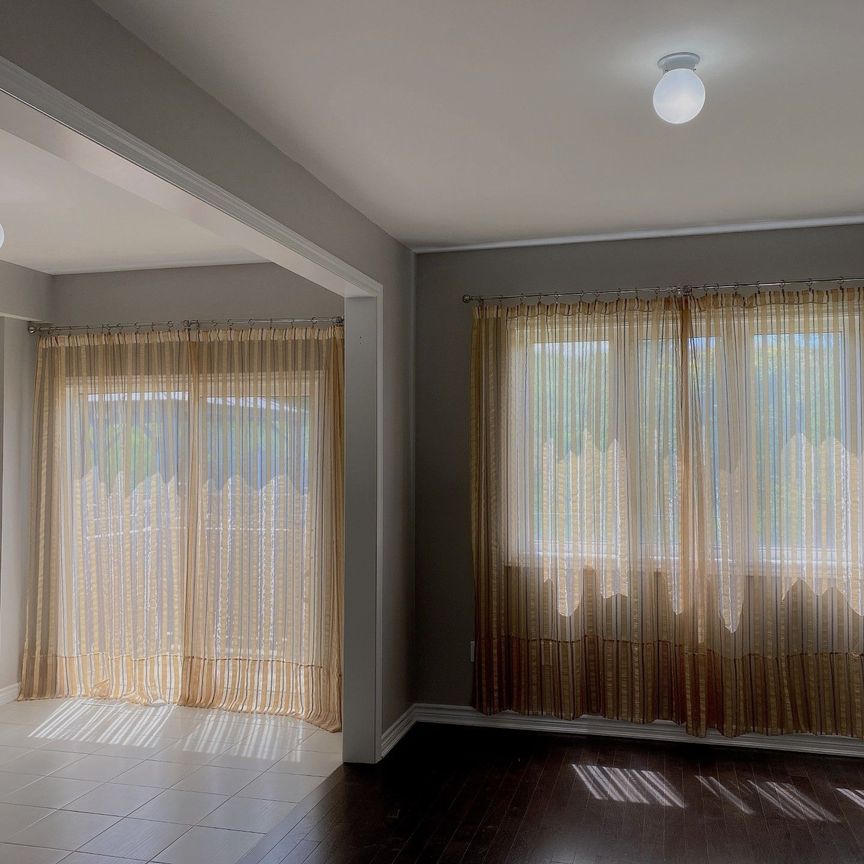 For Lease - 489 Caboto Trail, Markham, Ontario - Photo 1