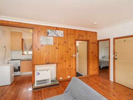 Well positioned, furnished & fresh! - Photo 3