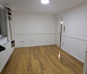 1 Bed Flat, Luther King, E17 - Photo 6