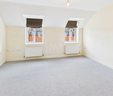 Rylands Drive, Warrington, WA2 - Photo 2