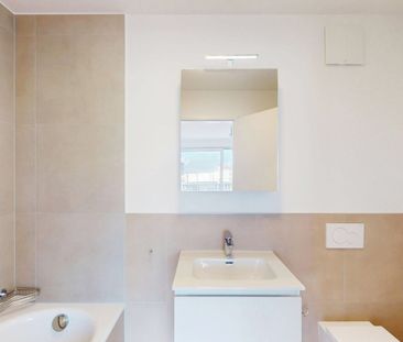 Esclusivo appartamento di 3.5 locali con vista lago nel cuore di Lo... - Foto 6