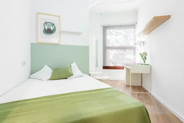 Gran Via Marquès del Túria Gran Via, Valencia, Valencian Community 46005 - Photo 1