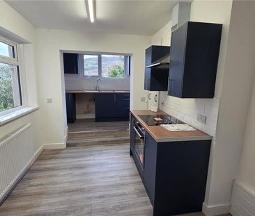 3 bedroom terraced house to rent - Photo 6