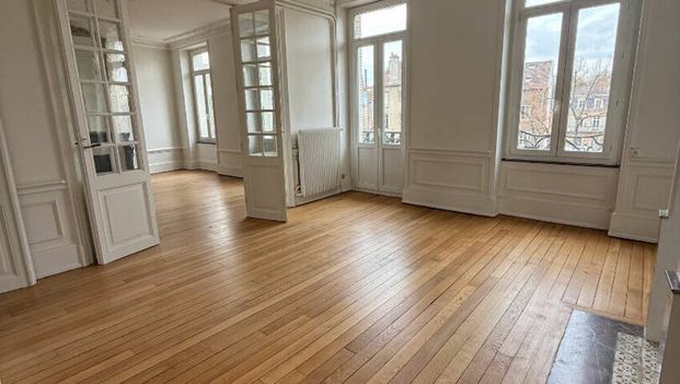 Appartement Nancy 5 pièce(s) 120.01 m2 - Photo 1