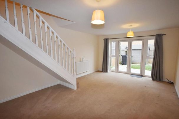 2 bedroom terraced house to rent - Photo 1