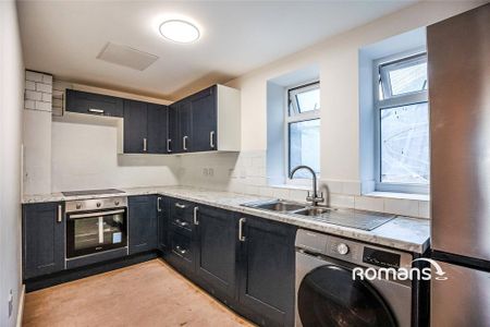 Studio to rent - Photo 5