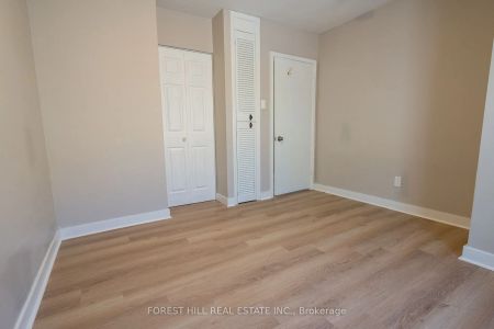 28 Paula Boulevard #Main Flr - Photo 2