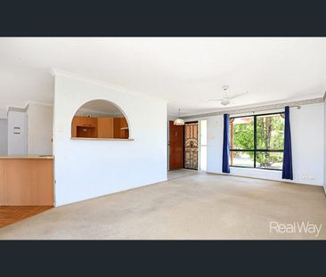 128 Sidney Nolan Drive, Coombabah, Qld 4216 - Photo 3