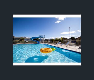 2 Bedroom Cabin in Secure Holiday Village - Photo 5