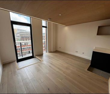 2 Bed Flat, Sky Gardens, M15 - Photo 5