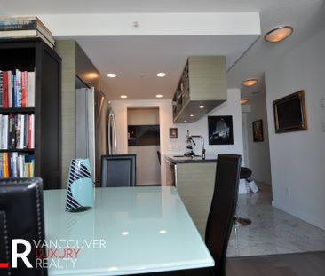 Condo in Downtown Vancouver, BC - Photo 3