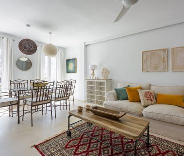 3 Bedroom Townhouse For Rent in Nueva Andalucía, Málaga - Photo 2