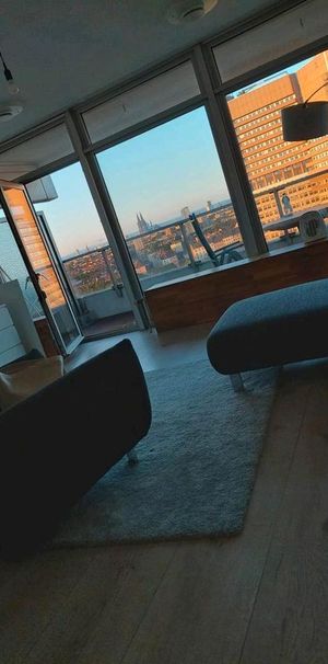 Helle Wohnung mit Balkon & Weitblick in Köln – zentrale Lage - Photo 1