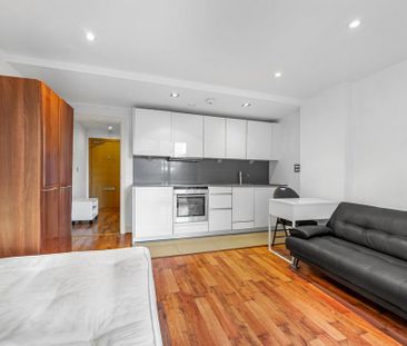 Studio to rent - Photo 3