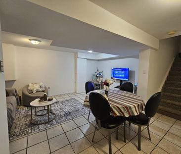 For Lease - 112 Trafalgar Square Unit# Lower, Vaughan, Ontario - Photo 6