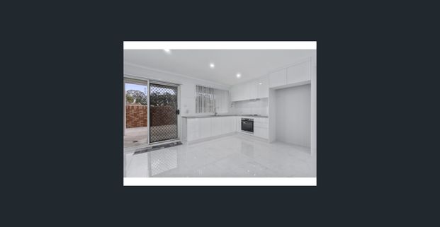 STUNNING VILLA - Photo 1