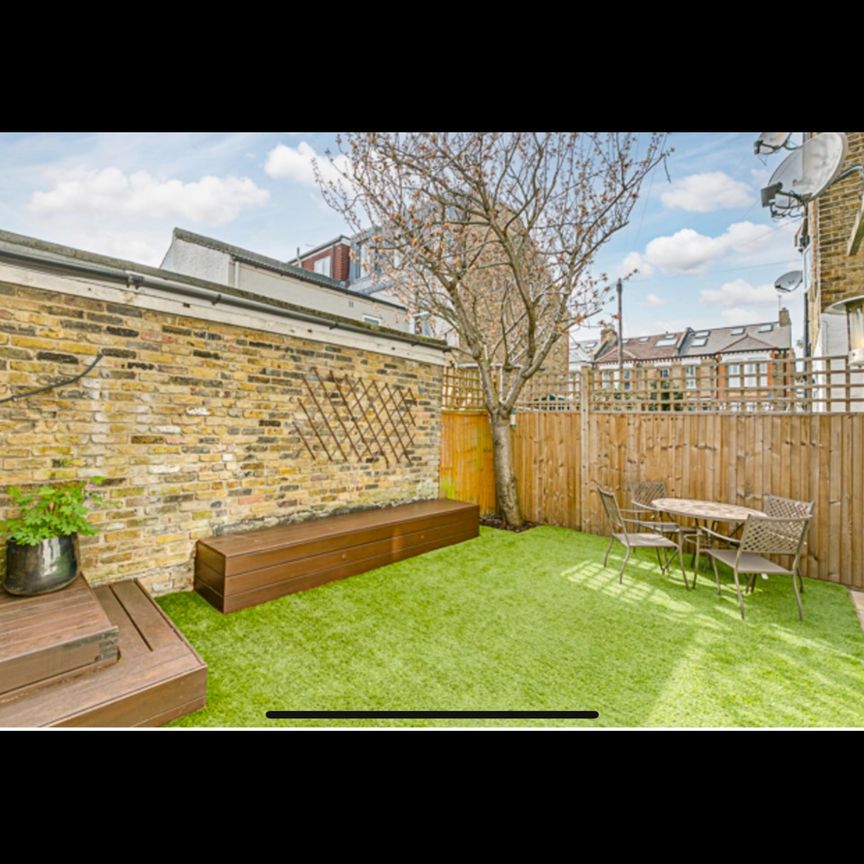2 Bed Flat, Putney, SW15 - Photo 1