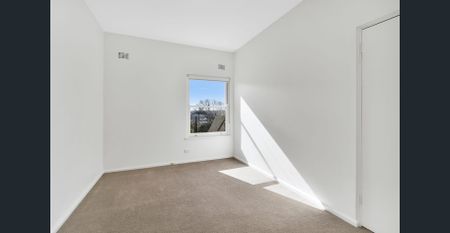 SUNNY, UPDATED AND WATER VIEWS! - Photo 3