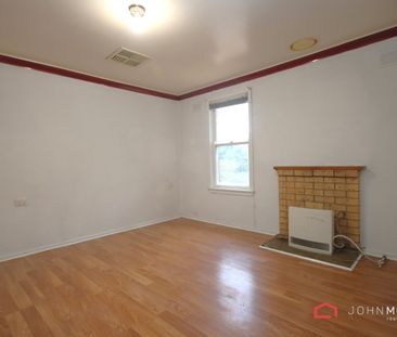 10 Immarna Place Kooringal NSW 2650 - Photo 6