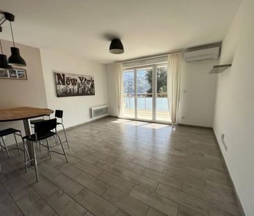 Location Appartement 2 pièces 57m² CARROS 06510 - Photo 2