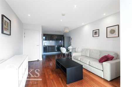 Mason’s Avenue, Croydon, Surrey - Photo 2