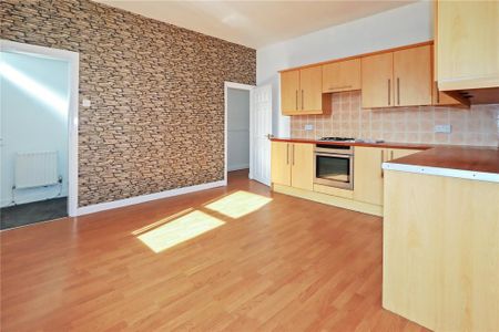 3 bedroom terraced house to rent - Photo 5