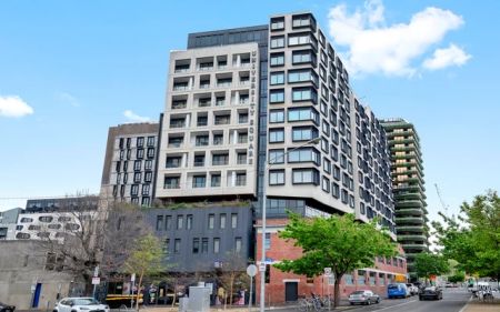 Yugo University Square, Melbourne - Photo 4