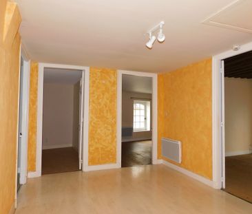 Location Appartement 2 pièces 61m² BAYEUX 14400 - Photo 6