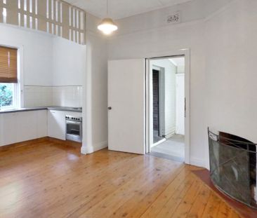 Double brick home with period features close to CBD - Photo 4